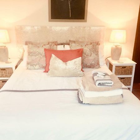 Mountain Peaks Hotel Хаут Бей Екстериор снимка