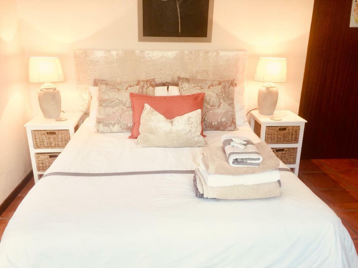 Mountain Peaks Hotel Хаут Бей Екстериор снимка